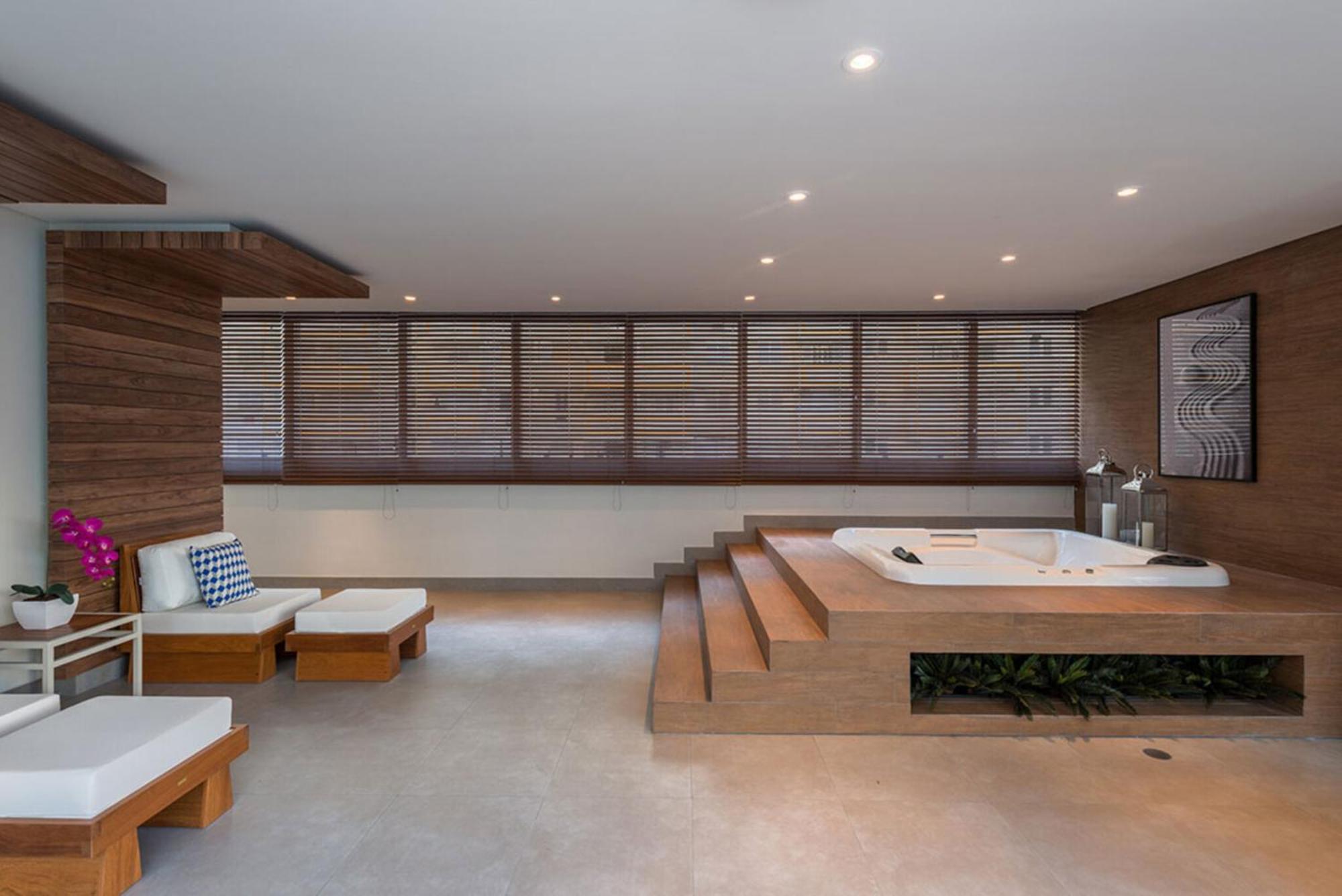 Book Santos - Unlimited 2111 Vista Mar *